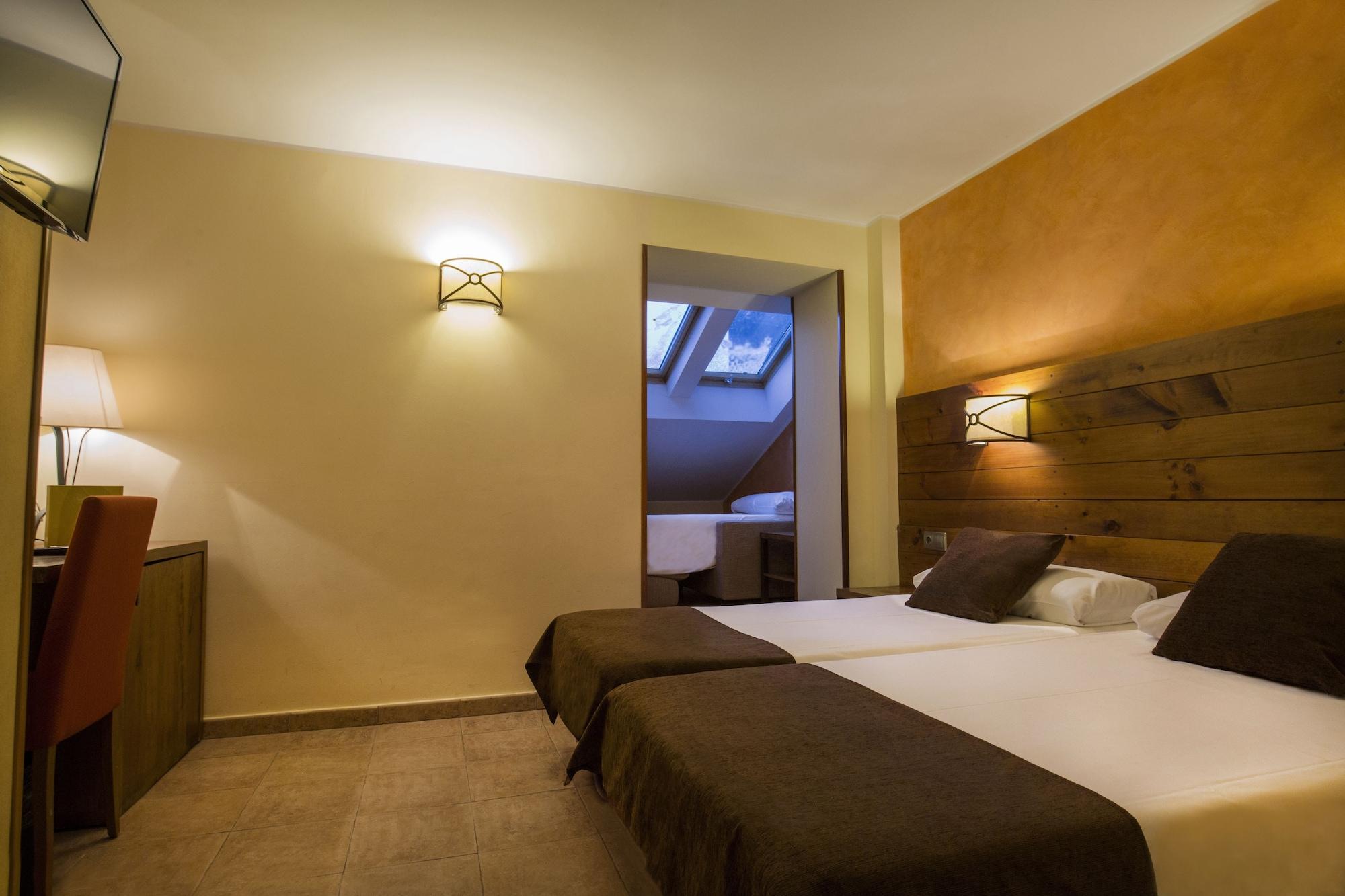 Hotel Magic Pas Pas De La Casa Kültér fotó