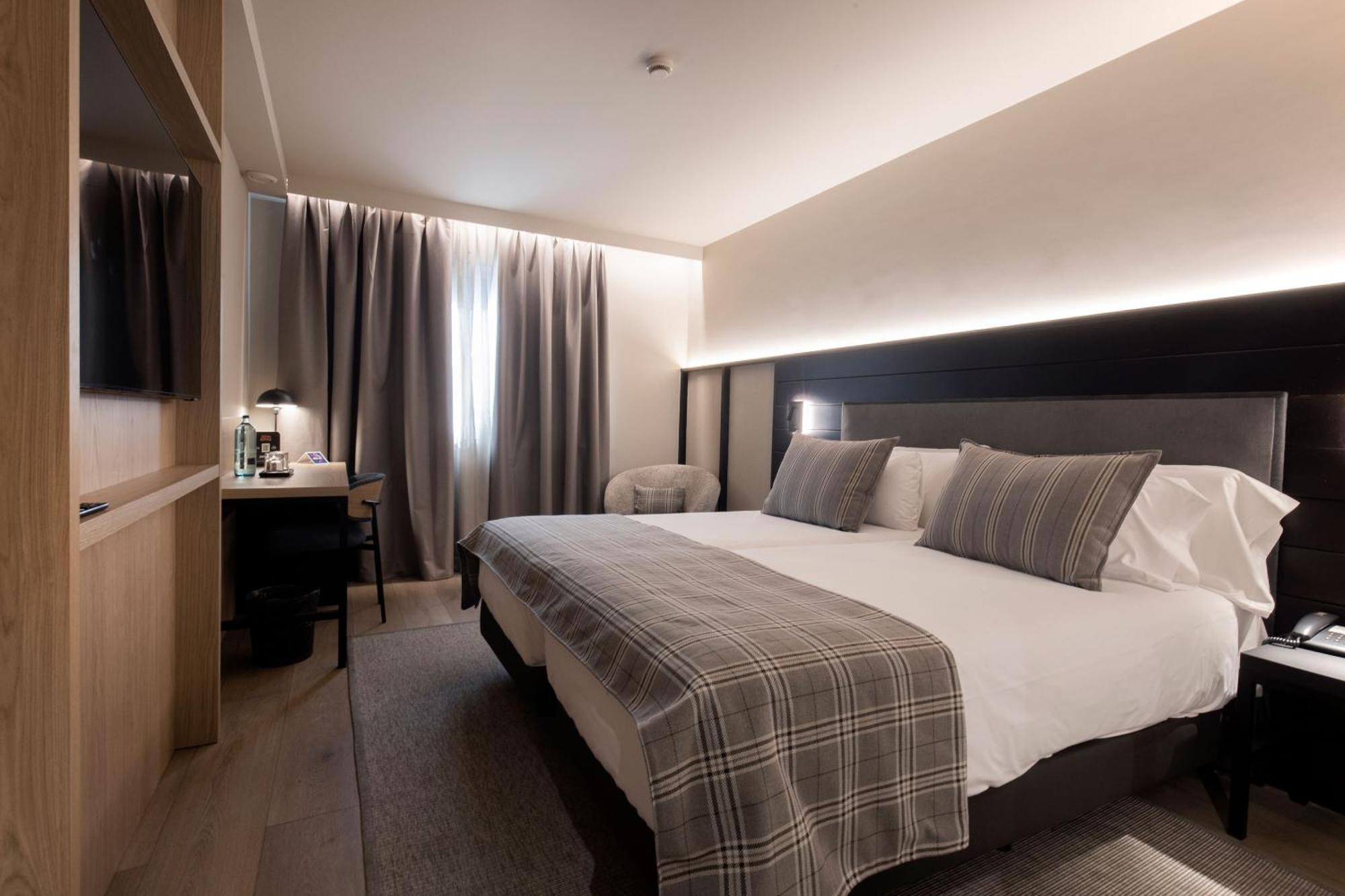 Hotel Magic Pas Pas De La Casa Kültér fotó