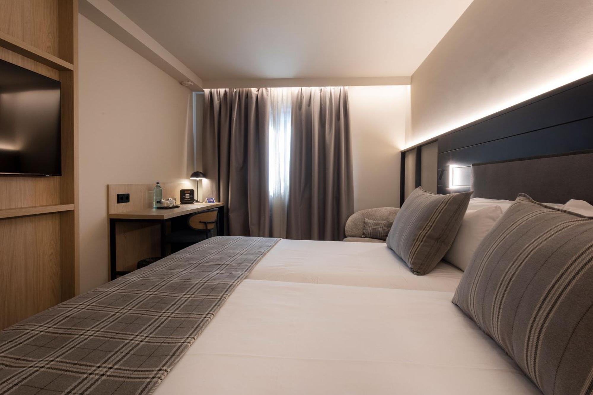 Hotel Magic Pas Pas De La Casa Kültér fotó